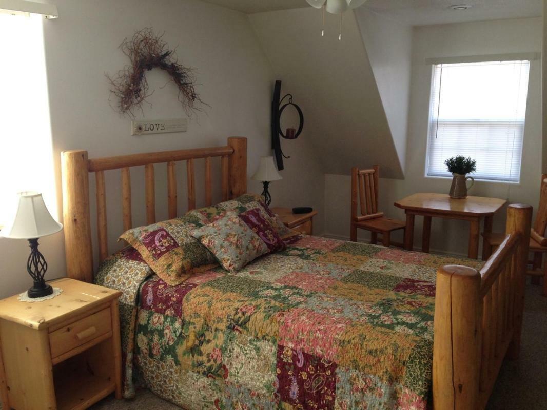 Bullberry Inn Bed & Breakfast Тропик Экстерьер фото